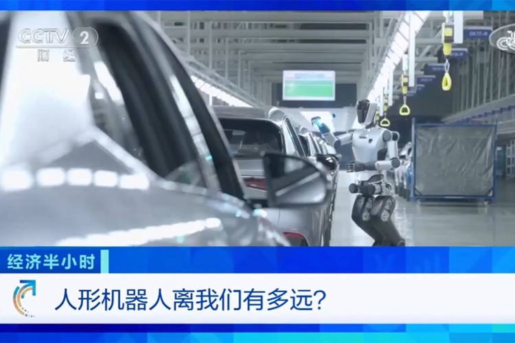 中央电视台《经济半小时》栏目对ok138cn太阳集团机器人的专题报道